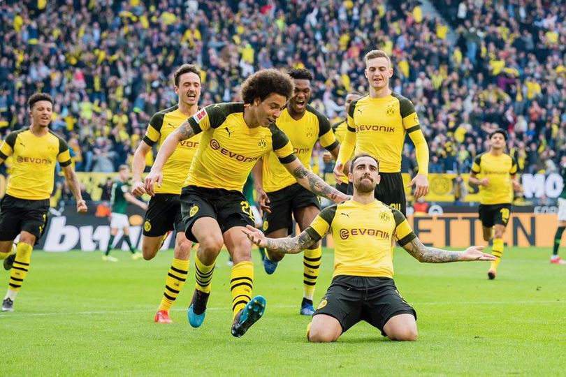 Bayern Imbang, Dortmund ke Puncak Klasemen Bundesliga