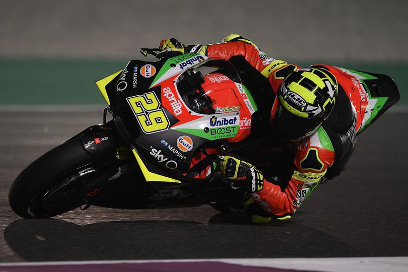 Marah Motornya Terbakar, Andrea Iannone Sebut Aprilia 'Gila'