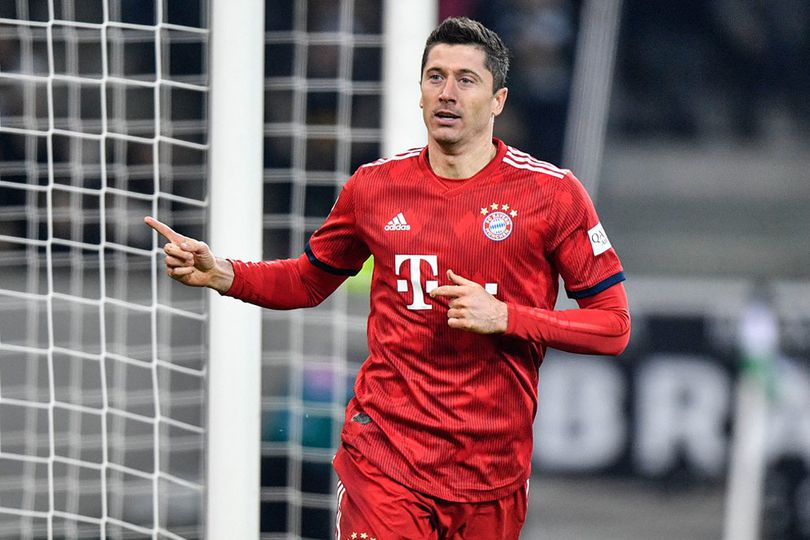 Liverpool Akan Batasi Suplai Bola Pada Lewandowski