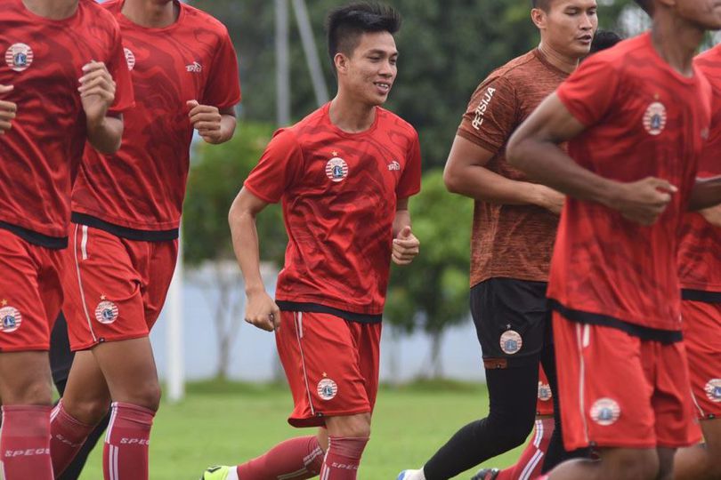 Ibunda Meyakinkan Yogi Rahadian untuk Terima Pinangan Persija