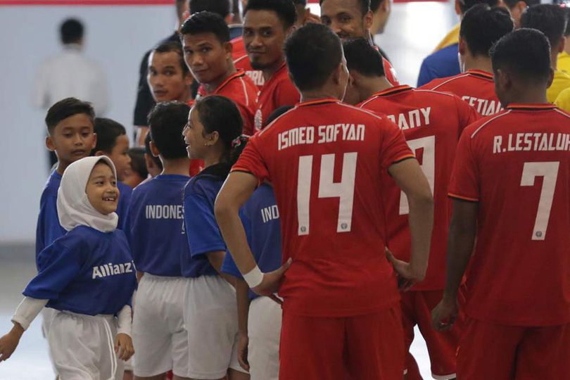 Player Escort Kid Allianz: Berdebar Memburu Pemain Idola