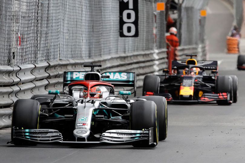 Hasil Balap F1 Monako: Sengit Lawan Verstappen, Hamilton Menang