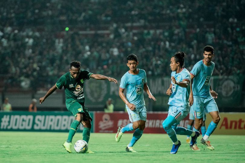 Nasib Sial Persela di Markas Persebaya