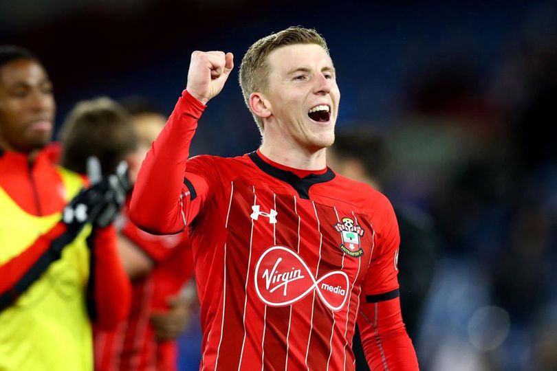 Saingi Liverpool, Arsenal Juga Buru Matt Targett