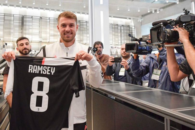 Ini Alasan Aaron Ramsey Belum Kunjung Bermain di Juventus