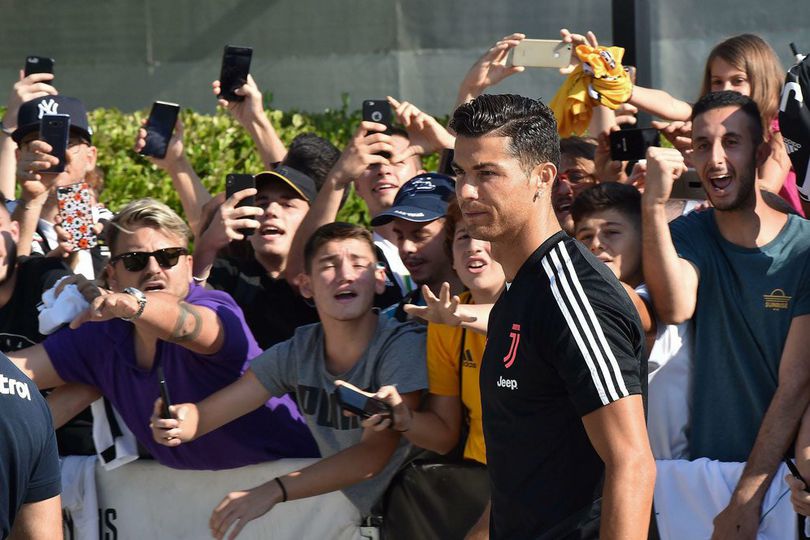 Absen di Penghargaan FIFA, Cristiano Ronaldo Ternyata Jaga Anak di Rumah