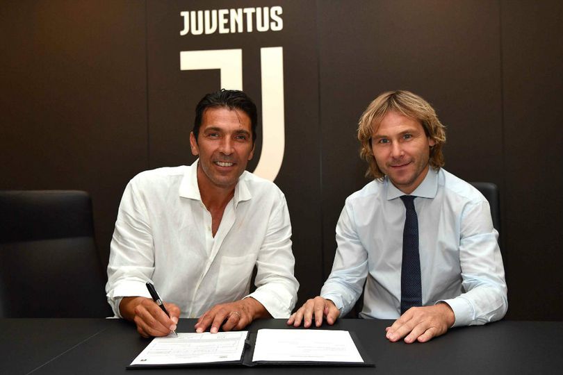 Buffon Pulang ke Juventus karena Cinta yang Tak Terbendung