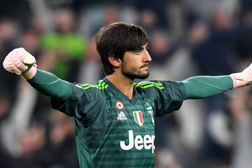 Gagal Tes Medis, Transfer Kiper Juventus Ini ke Benfica Resmi Ditunda