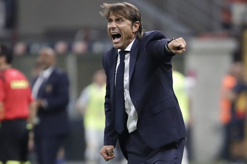 Mangkel, Fans Juventus Minta 'Bintang' Conte Dicopot dari Allianz Stadium