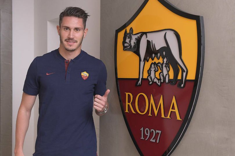 Gagal Datangkan Lovren, Roma Resmi Rekrut Bek Turki