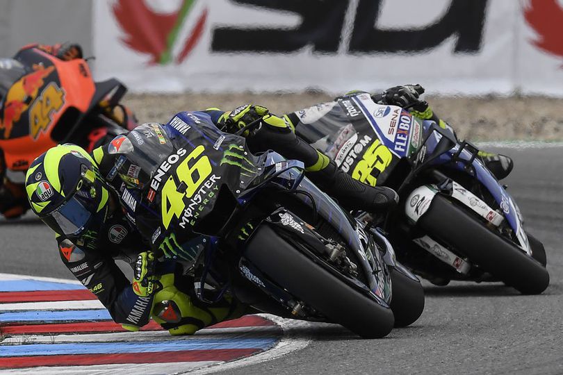 Valentino Rossi Keluhkan M1 yang Sensitif pada Kondisi Trek