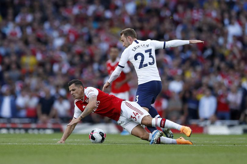 Bernd Leno: Arsenal Lebih Bagus Daripada Tottenham