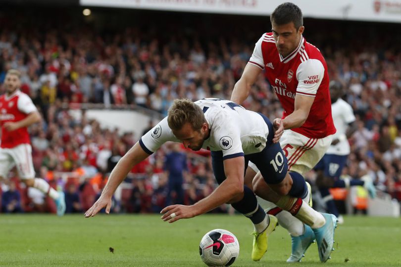 Harry Kane Layak Dapat Penalti Atau Tidak? Ini Kata Mourinho