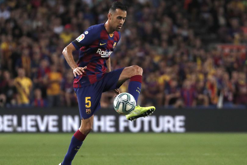 Barcelona vs Deportivo Alaves, Sergio Busquets Bisa Bermain