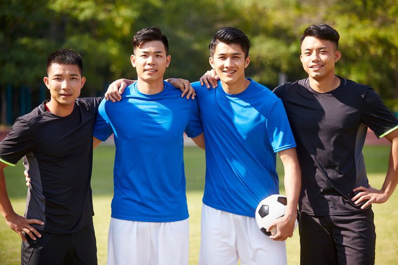 Bebas Bokek Saat Tekuni Hobi Bola, Kartu Kredit Jadi Solusinya