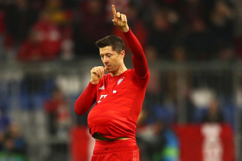 Lewandowski Satu Level dengan Ronaldo dan Messi