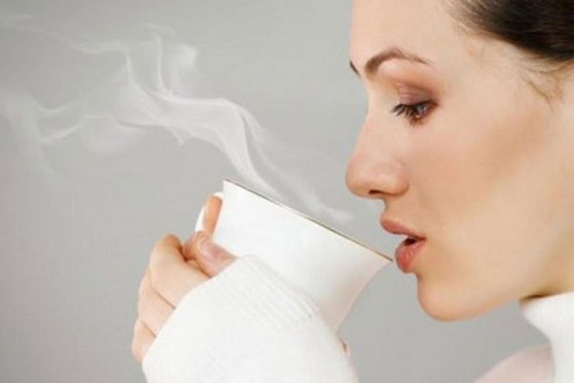 Manfaat Minum Air Hangat untuk Kesehatan Tubuh Manfaat Minum Air Hangat untuk Kesehatan Tubuh