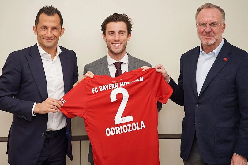 Bayern Munchen Resmi Daratkan Alvaro Odriozola