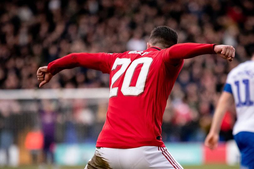 Aaron Wan-Bissaka Bikin Blunder, Inikah Waktunya Diogo Dalot Bersinar?