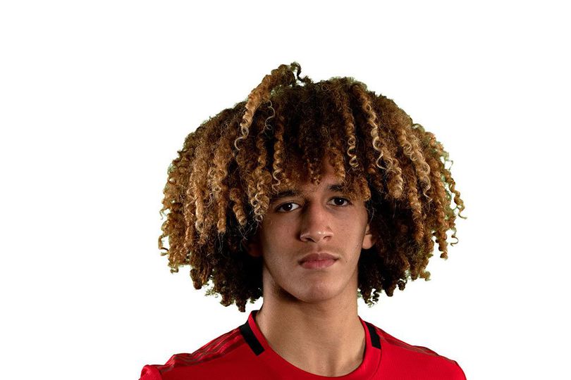 Wonderkid Manchester United Hannibal Mejbri Resmi Menandatangani Kontrak Baru