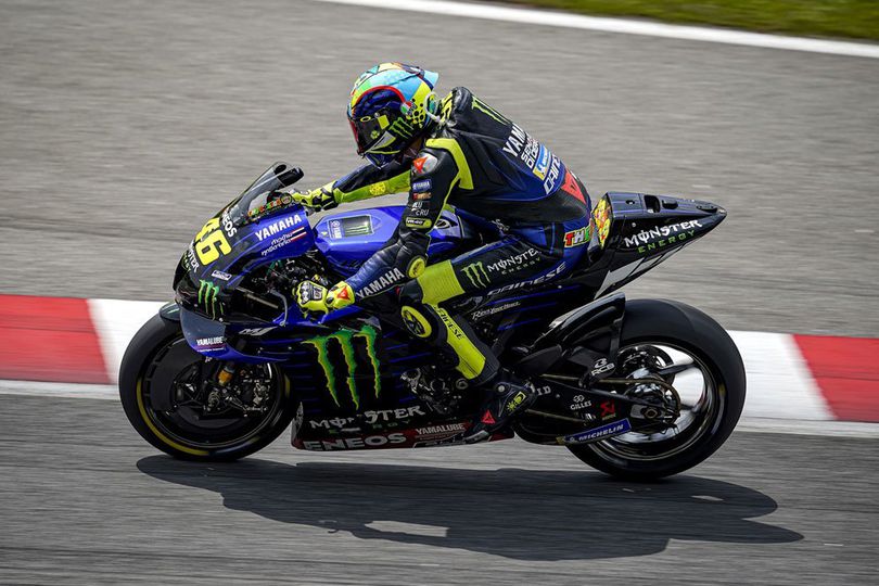 Vinales-Rossi Jajal 'Holeshot Device', Quartararo Belum Kebagian