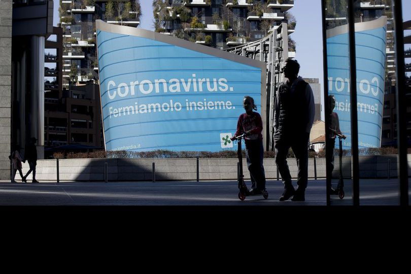 Gara-Gara Virus Corona, Mungkin Tak Ada Lagi Pertandingan Sepak Bola Tahun Ini Gara-Gara Virus Corona, Mungkin Tak Ada Lagi Pertandingan Sepak Bola Tahun Ini