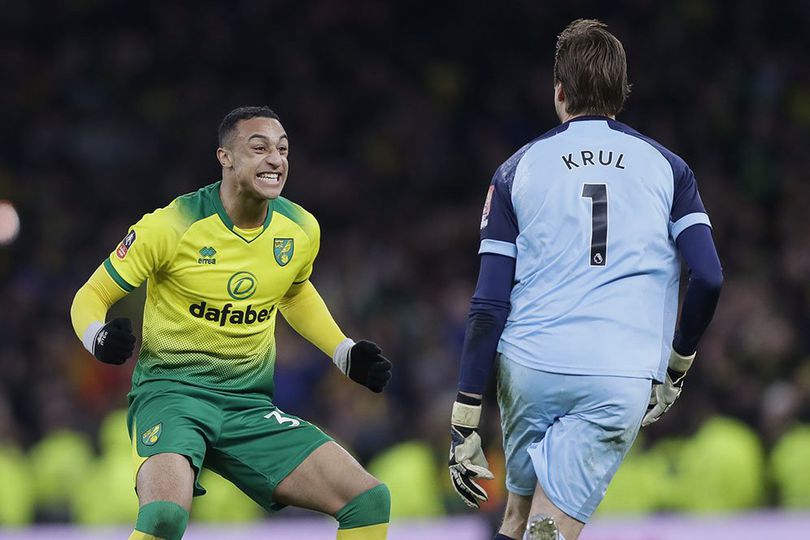 Ternyata Ini Rahasia Tim Krul Gagalkan 2 Penalti Tottenham, Ada di Botol Minuman