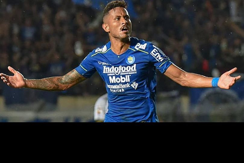 Wander Luiz Borong Jersey Persib Buat Oleh-oleh Mudik ke Brasil