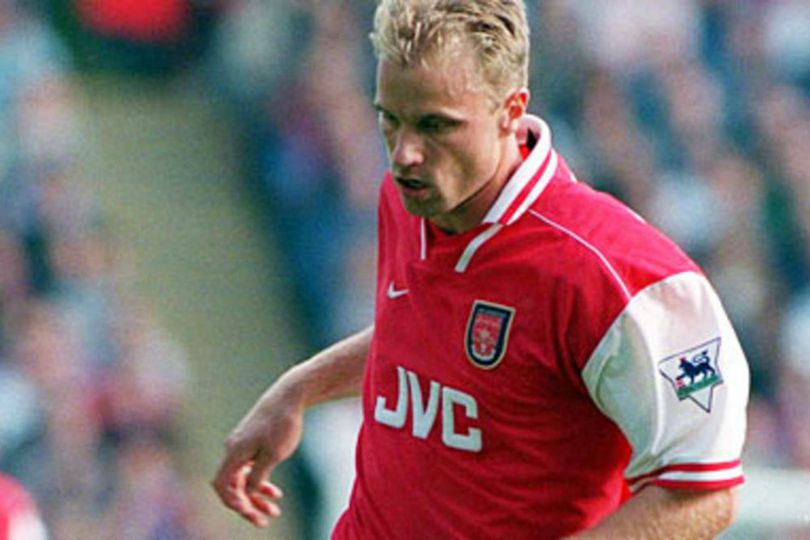 Kutipan-Kutipan Terbaik Untuk Sang Seniman Sepak Bola Legenda Arsenal, Dennis Bergkamp