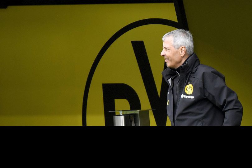 Dortmund Pecat Lucien Favre Usai Dihajar Stuttgart 5-1