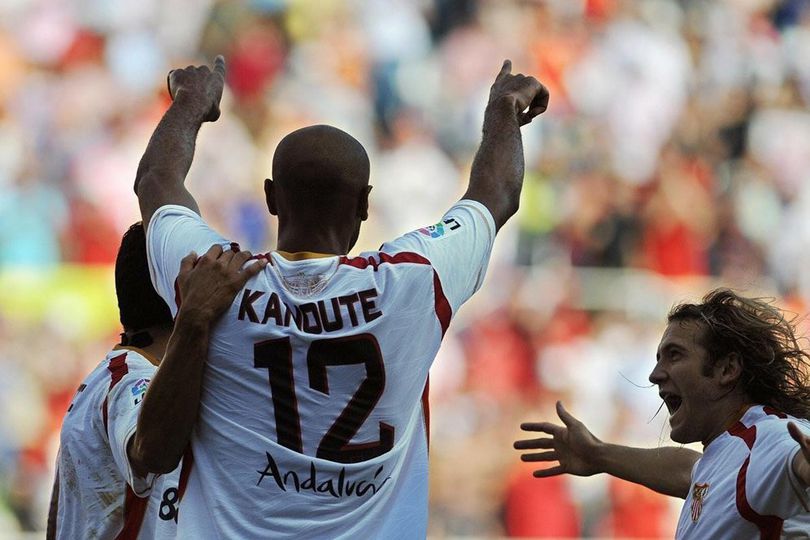 Frederic Kanoute dan Kisah Menolak Pakai Jersey dengan Logo Rumah Judi