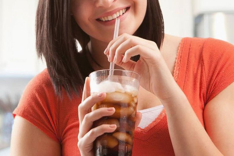 Tak Baik Untuk Tubuh, Inilah 5 Alasan Anda Harus Berhenti Konsumsi Minuman Soda