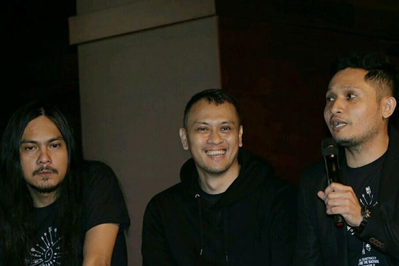 Lirik Lagu Sempurna - Andra and the Backbone