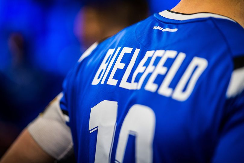 Selamat Datang Kembali di Bundesliga, Arminia Bielefeld! Selamat Datang Kembali di Bundesliga, Arminia Bielefeld!