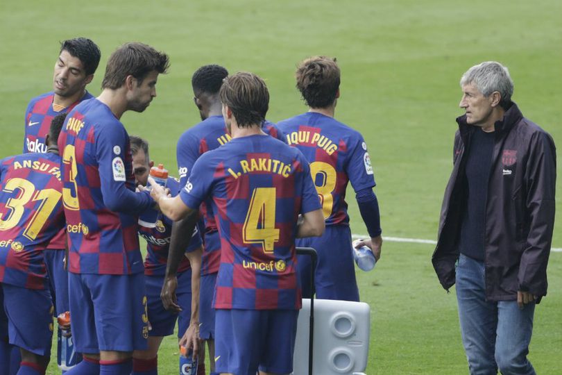 Berbeda dengan Lionel Messi, Quique Setien Yakin Barcelona Bisa Juara Liga Champions