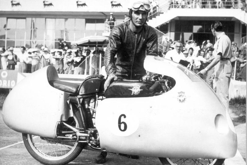 Juara 9 Kali MotoGP, Carlo Ubbiali Wafat di Usia 90 Tahun