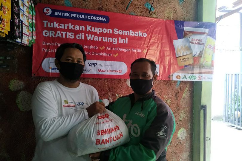 Emtek Salurkan Ribuan Paket Sembako untuk Masyarakat yang Terdampak Corona Lewat Mitra Bukalapak