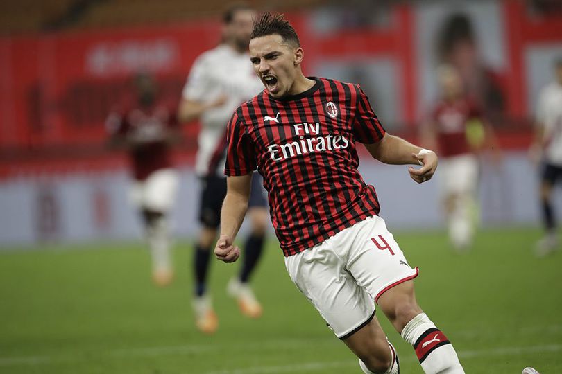 Sinyal Positif Ismail Bennacer Bertahan di AC Milan