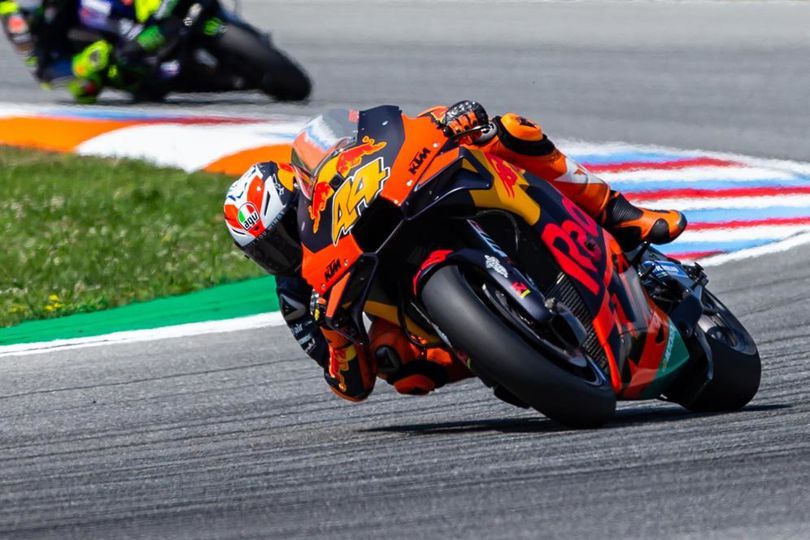 'Pol Espargaro Lebih Layak Jadi Pemenang Pertama KTM'