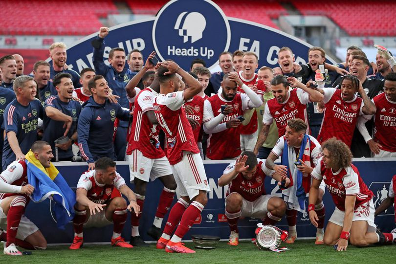 Trofi ke-14, Arsenal sang Raja Piala FA