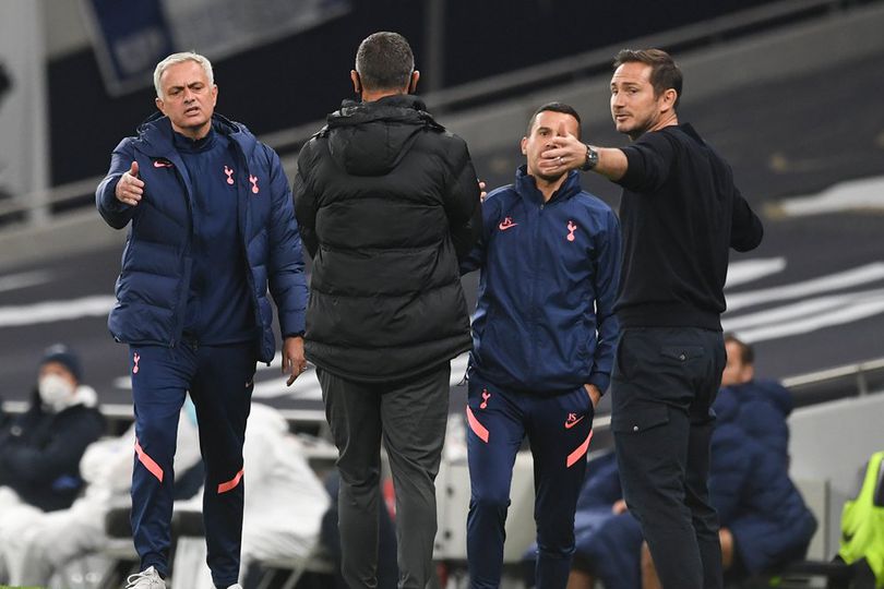 Panas! Frank Lampard dan Jose Mourinho Bersitegang di Pinggir Lapangan