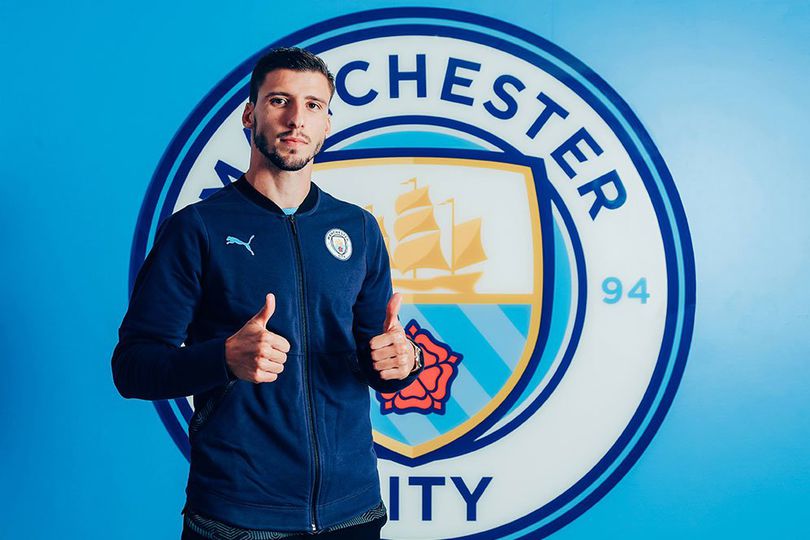 5 Bek Tengah Termahal yang Dibeli Manchester City, Ruben Dias Masuk