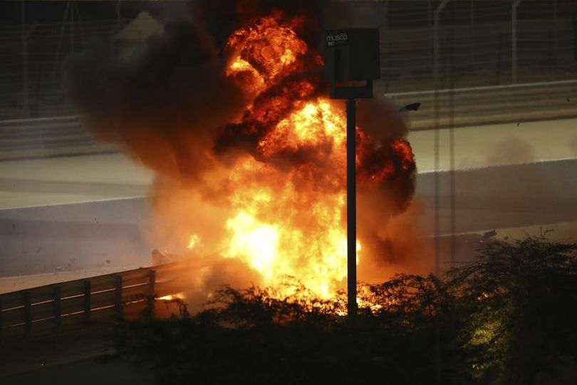 Foto-Foto TKP Kecelakaan Hebat Romain Grosjean di F1 GP Bahrain