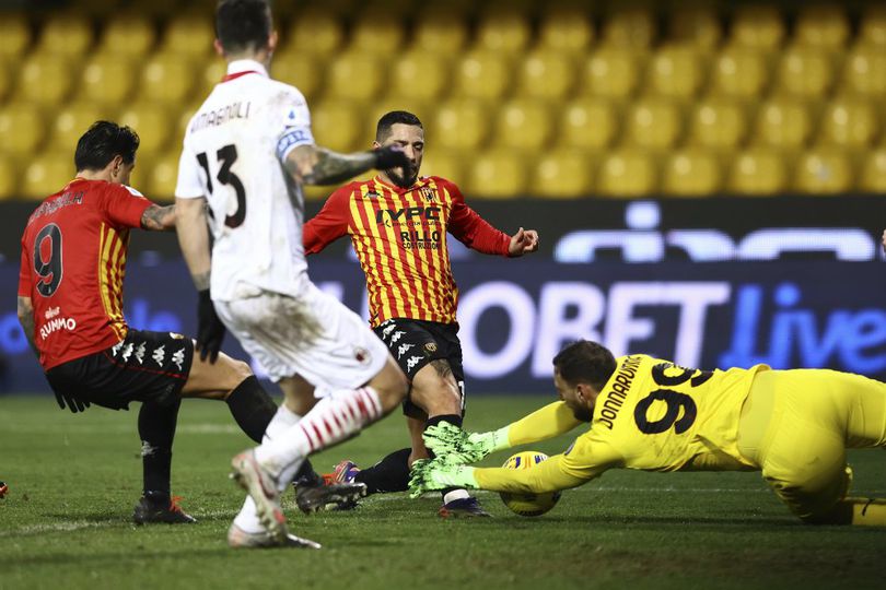 Benevento Dipaksa Bertekuk Lutut dari AC Milan Karena Donnarumma