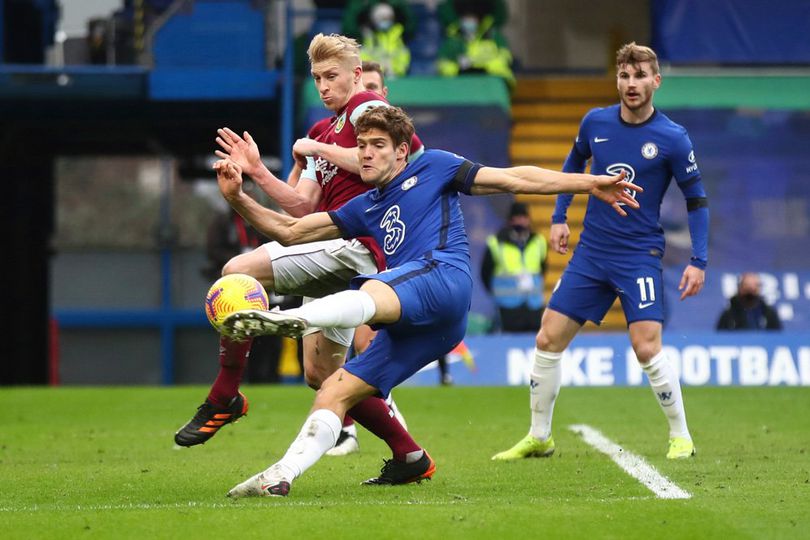 Marcos Alonso Bertahan, Thomas Tuchel Batalkan Rencana Lampard?