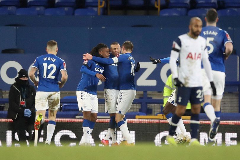 Hasil Pertandingan Everton vs Tottenham: Skor 5-4