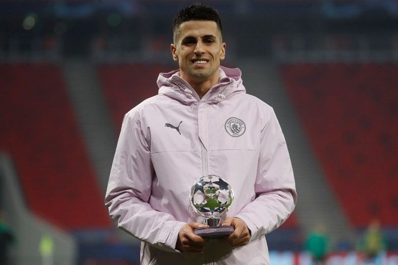 Positif COVID-19, Cancelo Out dari Timnas Portugal dan Digantikan Dalot