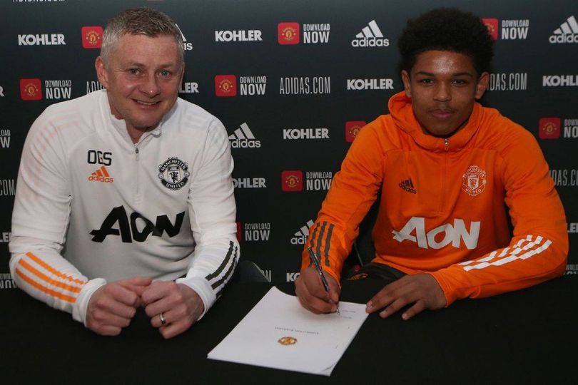 MU Resmi Beri Kontrak Profesional untuk Shola Shoretire, The Next Jadon Sancho