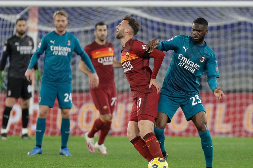 5 Pelajaran dari Kemenangan AC Milan: Penalti Lagi, Roma Lesu, Tomori Oke!