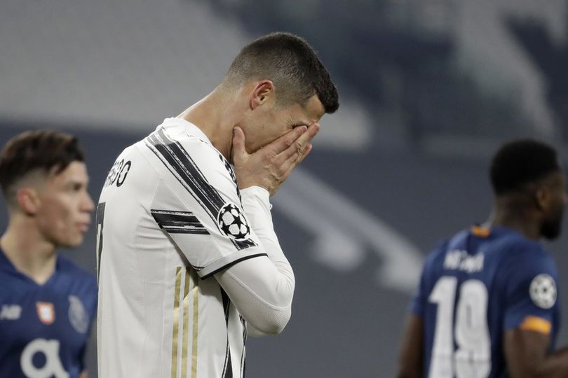 Kritikan Pedas Eks Juventus: Ronaldo Takut Kalau Bola Mengenai Wajahnya!